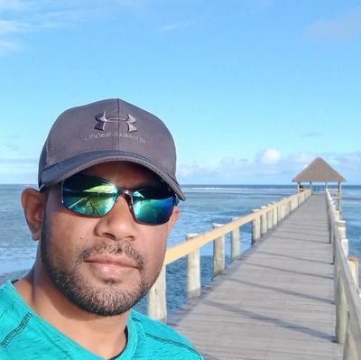 Dad & Father | YouTuber | Freelance Web Developer | Rugby Freak | 100% Fijian
