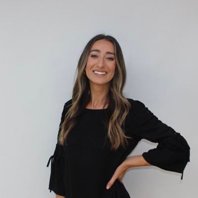 Public Relations Account Executive 👩🏽💻// Former Evening News Producer 🎥// CSUF Alumni 🐘