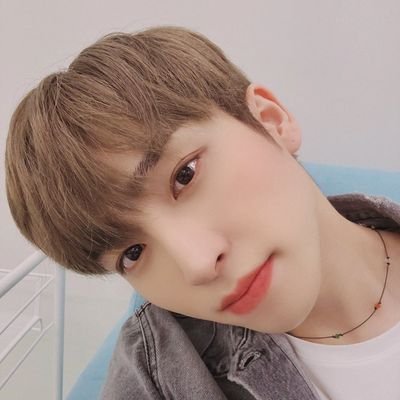 sangshineyeon's profile picture. 11+1 💘