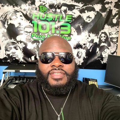 Host Of Shut Up And Talk Radio On The Hustle 101.3, Shut Up And Talk Tv, Exotic Eater (Like Dance But With Food 😂🤣😅) & Promoter .  Instagram: lbsunique