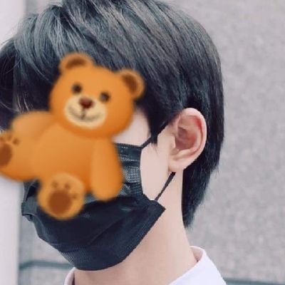 VBphJ15vB7VsxBl's profile picture. ชื่อ โทมะ เรียกว่า คิว ก็ได้ครับ อายุ 18 ปี เกิด 20/3/2016