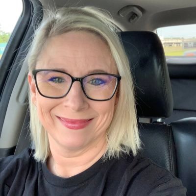 ronna_foster's profile picture. 