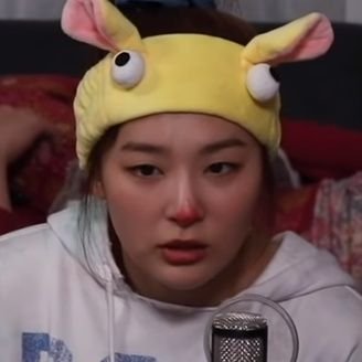 seulgi can't touch flowers because she's scared she might hurt them and believes that flowers go to heaven