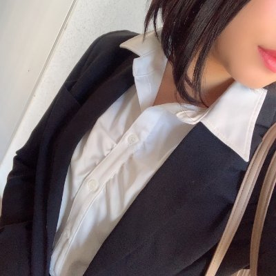 淀屋橋系OL 20代★スーツとかトレンチコートとかストッキング脚フェチとか特化っ 色々やってるからリンクから見てねっ