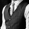 U8k__'s profile picture. أنا لستُ هنا الاّ هرباً . .