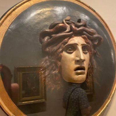 geeks_freaksand's profile picture. Sex and money