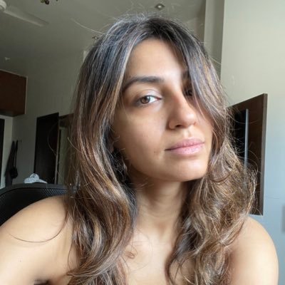 manaalina_'s profile picture. researcher, audio visual artist