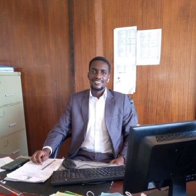 writershub100's profile picture. we are the solution for all your academic and writing problems