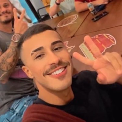 fpg_j's profile picture. 🍀