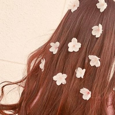 pixivで女性向けシチュエーション台本書いてます😌☁️ 🐈‍⬛#140字シチュエーション台本 はTwitterの方に…✨🌸甘々系が大好きです✨更新はのんびりと😌