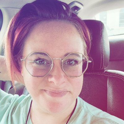 I'm a mom, wife, avid reader, aspiring author, 💙💚, proud Hufflepuff 💛🖤, and lover of all things creatively random and beautiful 🌈 #teammate
$winifred30