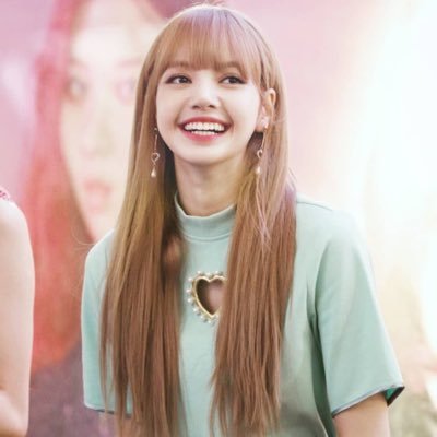 heyfafa27's profile picture. More than meets the eye.