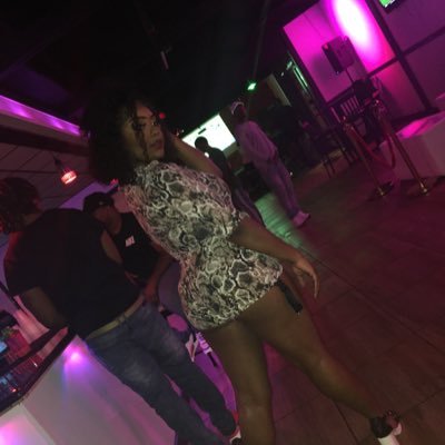 Entrepreneur| Model| IG: itsnitachanel Email:nitachanelempire@gmail.com 👑Owner of Nita Chanel Hair Co & Nita Minks 👑 Brand Ambassador 💜