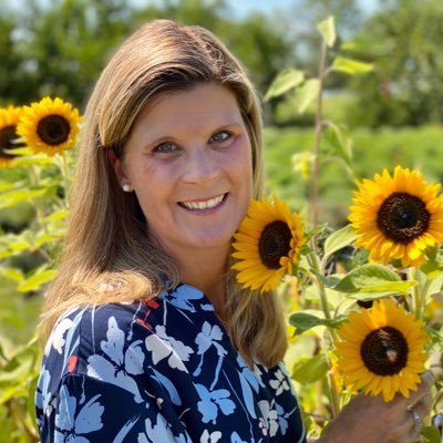 AngelaR19441280's profile picture. My Family