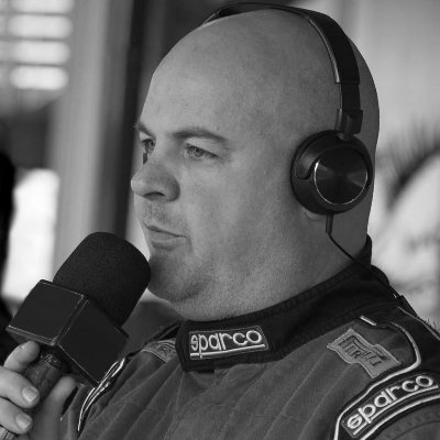 RonaldoARRIGHI's profile picture. 🎙Jornalista apaixonado por velocidade;
🏁 Apresentador, Repórter e Comentarista no esporte a motor;
📺 TV • 📻 Rádio • 🌐 Web;
🏍 🏎 Instrutor Pilotagem