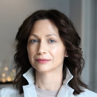 Third-gen tech entrepreneur. Believe in the power of education & opportunity. Passionate about well-being through healthy food & a balanced lifestyle.