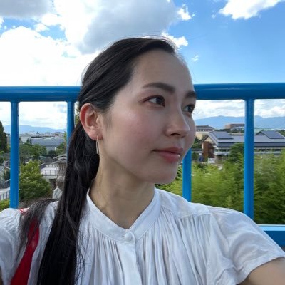 2021年6月～🇰🇷韓国ドラマ沼からの韓国語沼になり独学中(全然捗ってません) 2023年初めからようやくちゃんと勉強初めて90回(2023年10月)のTOPIKで二級ようやく合格…189点！笑　てなわけで勉強アカにしよう←