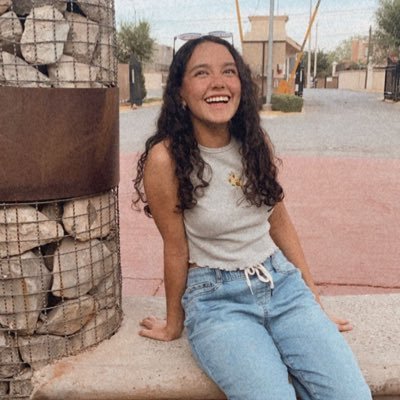 sarahi_c25's profile picture. 