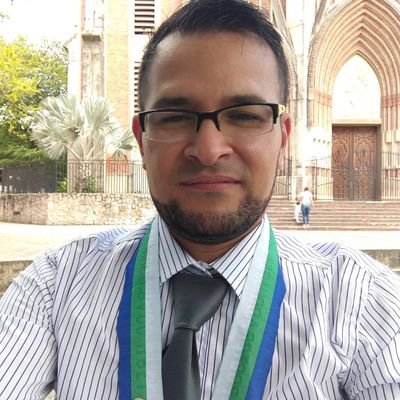 Dios es uno... Tus pensamientos y acciones son las que hablan de ti...