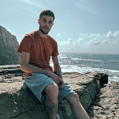 DavidCira's profile picture. 24.