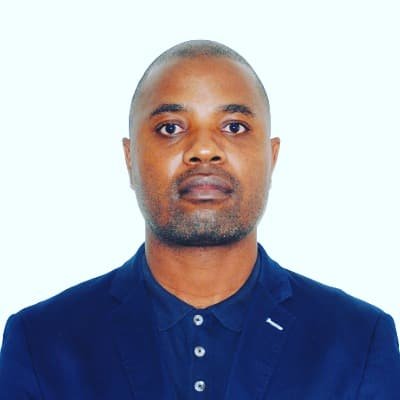 Entrepreneur & Digital Innovation Strategist l Founder & CEO @bigeyeholdings @KhulaWebDesign