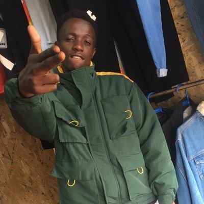 Rich in mind.
Poor in decision making.
Law school drop out.
Your girlfriend's favourite.