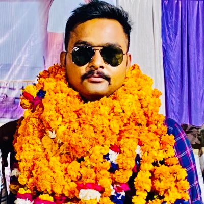 Abhinay44740093's profile picture. student