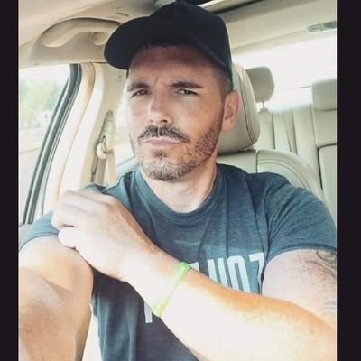 R2PhilsFan's profile picture. Ringer Of Bells ---

Hobbies include.. Watching Eagles Fly