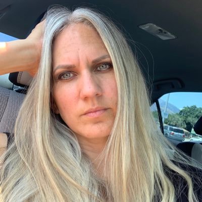 MandydDominguez's profile picture. 