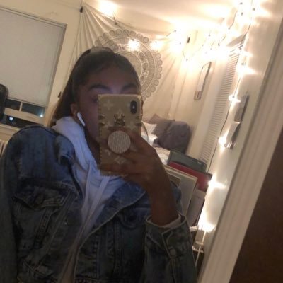biancabrxwn's profile picture. you look lost, you should follow me