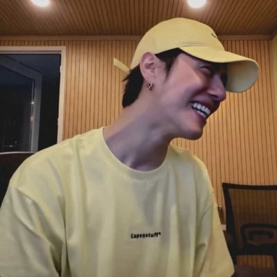 Joohooneysz Profile Picture