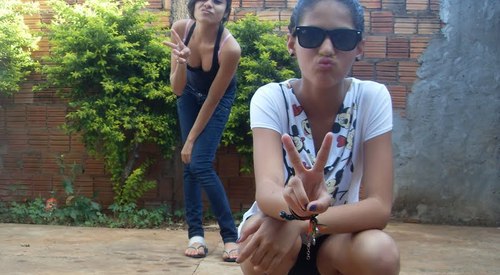 posso ser alguém ou posso ser ninguém
depende pra quem (: