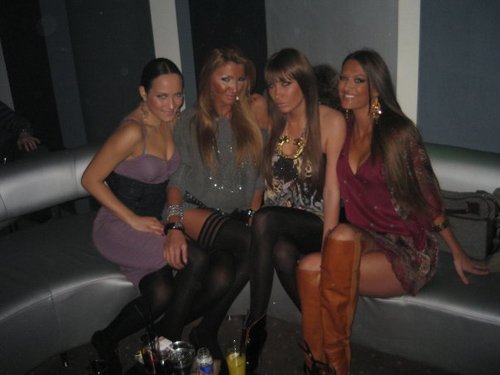 carmelinavqzrau's profile picture. 