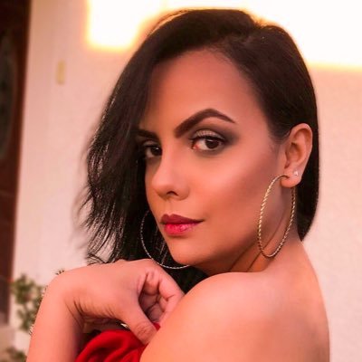 Palpiteira em política, saúde, ações, criptomoedas, futebol e auto ajuda. Medica Revalidando, Cruzeirense.