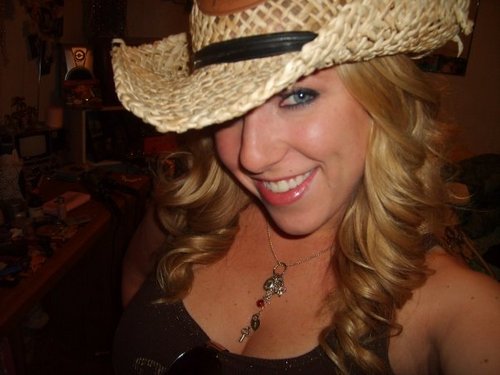 dimplenhagar's profile picture. 