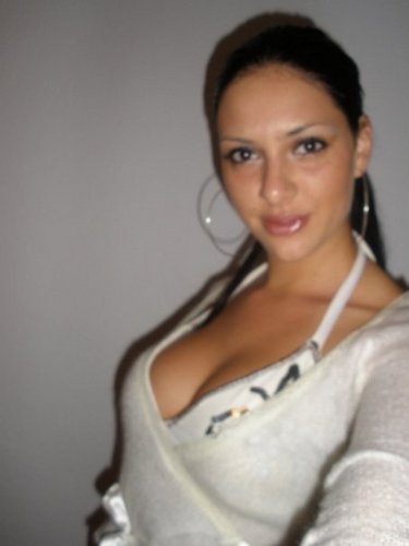 elishazqharkins's profile picture. 