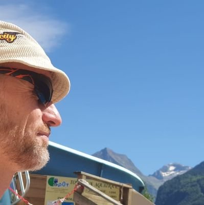 1972 | makelaar/taxateur | survivalrunner | Drenthe | Jip en Pjotr | @nicolekerssies | optimist én realist | 'Woonaccent Makelaar van het jaar 2013'