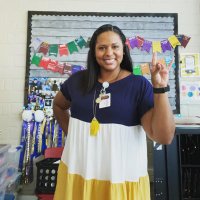 Sarah Holmes (@holmieshomies) 's Twitter Profile