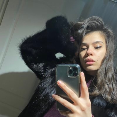 LuciaBarbieru's profile picture. 