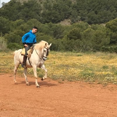 juanicolb's profile picture. Fisioterapeuta de la Deportiva Minera