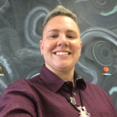 They/ Them queer 4th grade teacher IB PYP school #clearthelist #postsforpencils https://t.co/s4132p6BJx