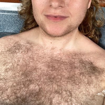 vers_legend's profile picture. 30 | he/him