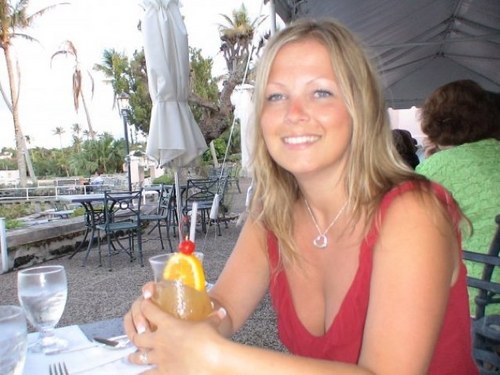 HayleyJSteel's profile picture. h