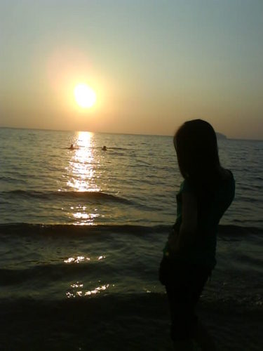 i love who u r n u love who i am~~