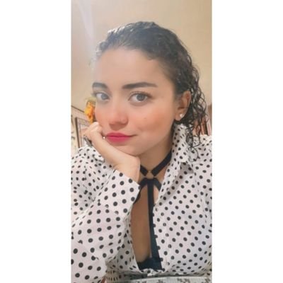 Sonriente, bonita, consentida, amorosa🤘🏽☺️✨💕