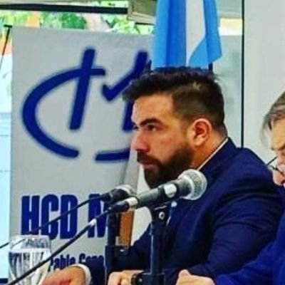 Amigo de los Amigos.RRII ,Analista Internacional,Simpatizante de Racing e Hincha del Depo. actual Secretario Legislativo HCD Maipu.