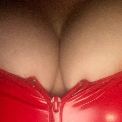 Sara871015245's profile picture. Bitch