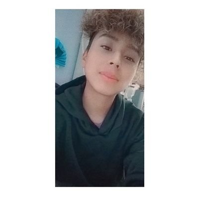 No tengas miedo de perder a quien no se sienta afortunado de tener 🍂🏳️🌈