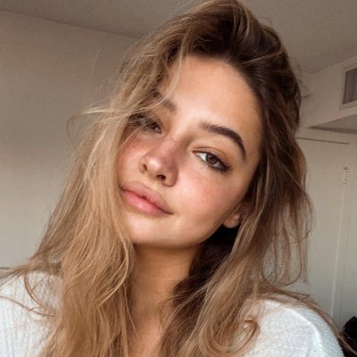 AlvoxFn's profile picture. 