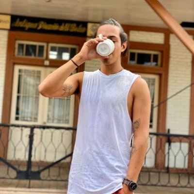 LuisFernandoACV's profile picture. Mmmm